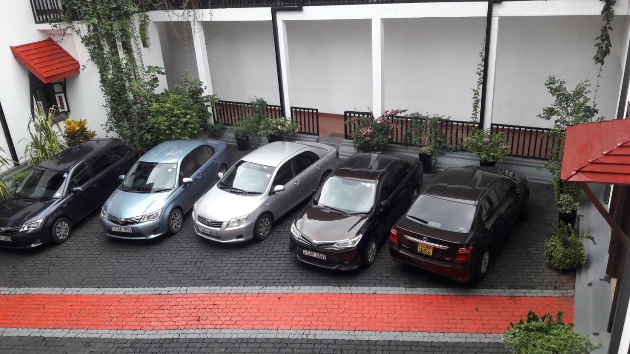 The Triangle Hotel Anuradhapura Ngoại thất bức ảnh